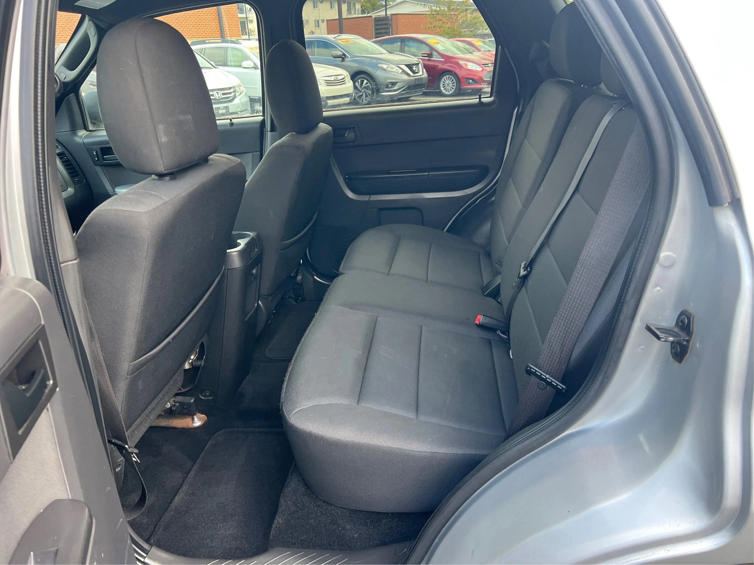 Used 2010 Ford Escape XLT image 11