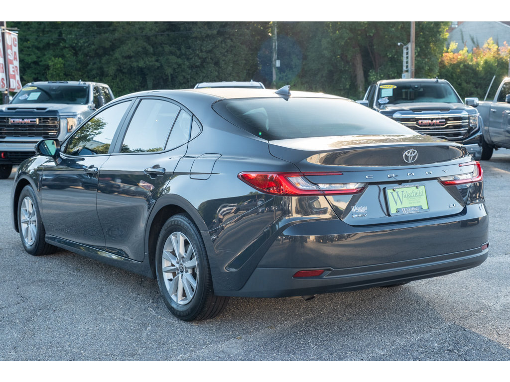 Used 2025 Toyota Camry LE FWD image 6