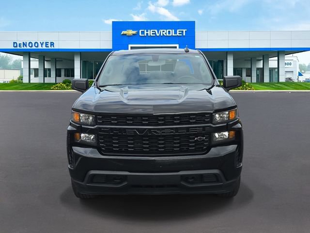 Used 2020 Chevrolet Silverado 1500 Custom w/ Custom Value Package AWD/4WD image 2