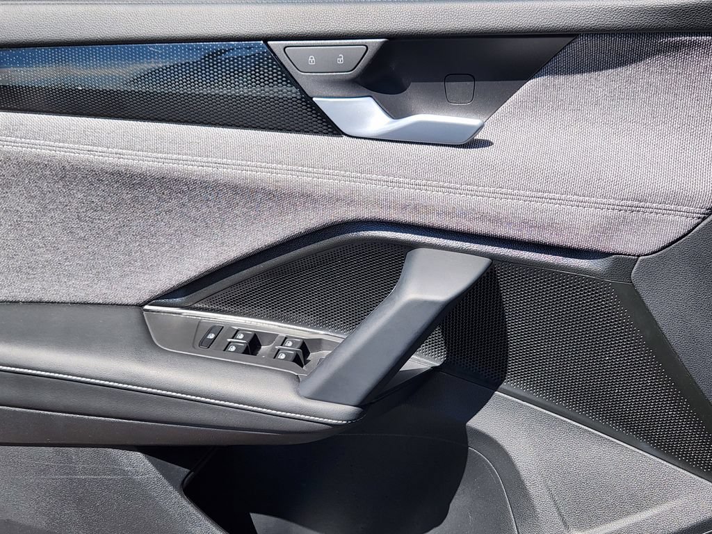 New 2026 Volkswagen Tiguan S AWD/4WD image 13