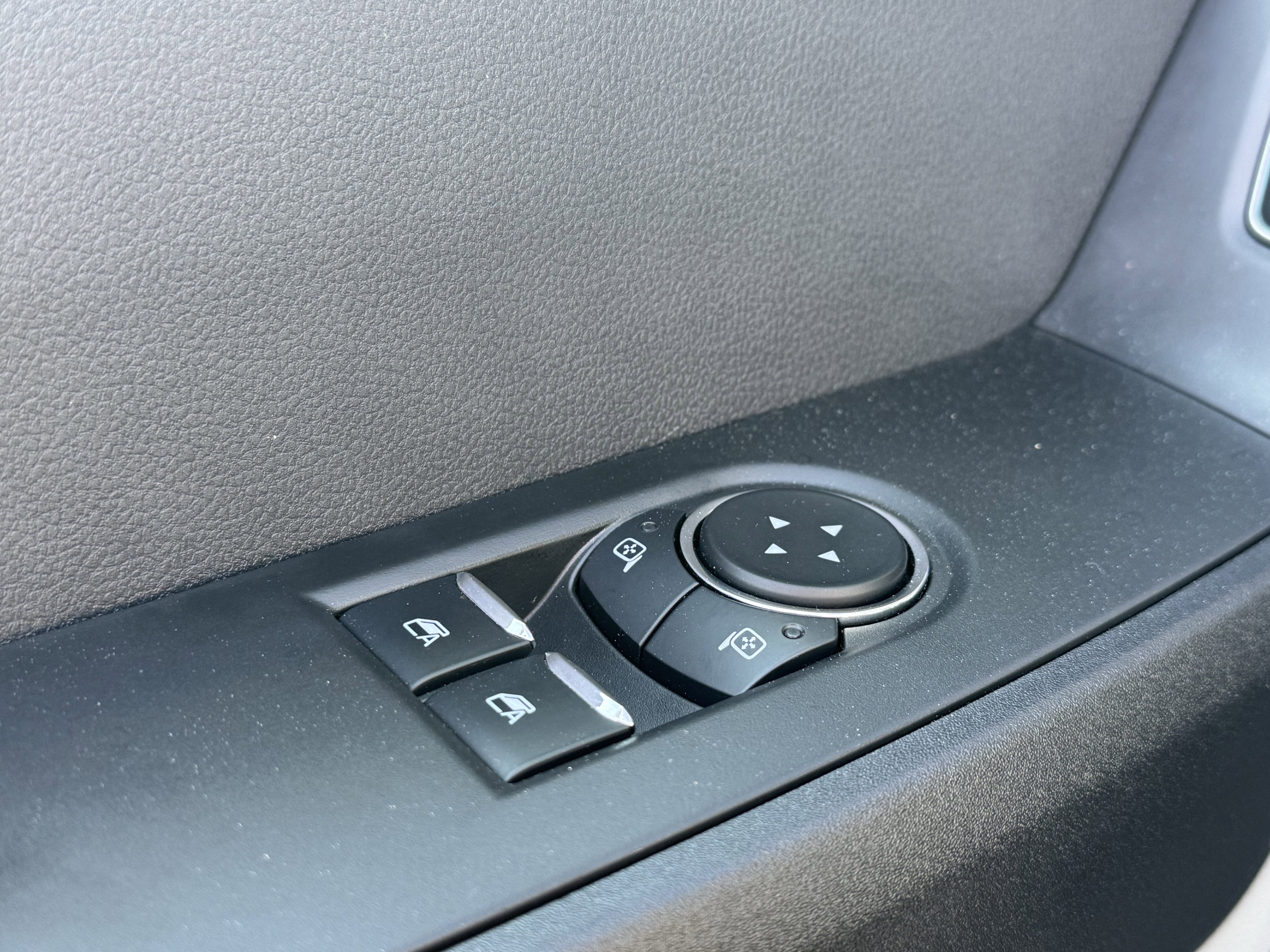 New 2025 Ford F550 4x4 Regular Cab Super Duty image 10