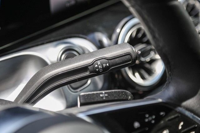 Used 2024 Mercedes-Benz EQB 300 4MATIC image 19