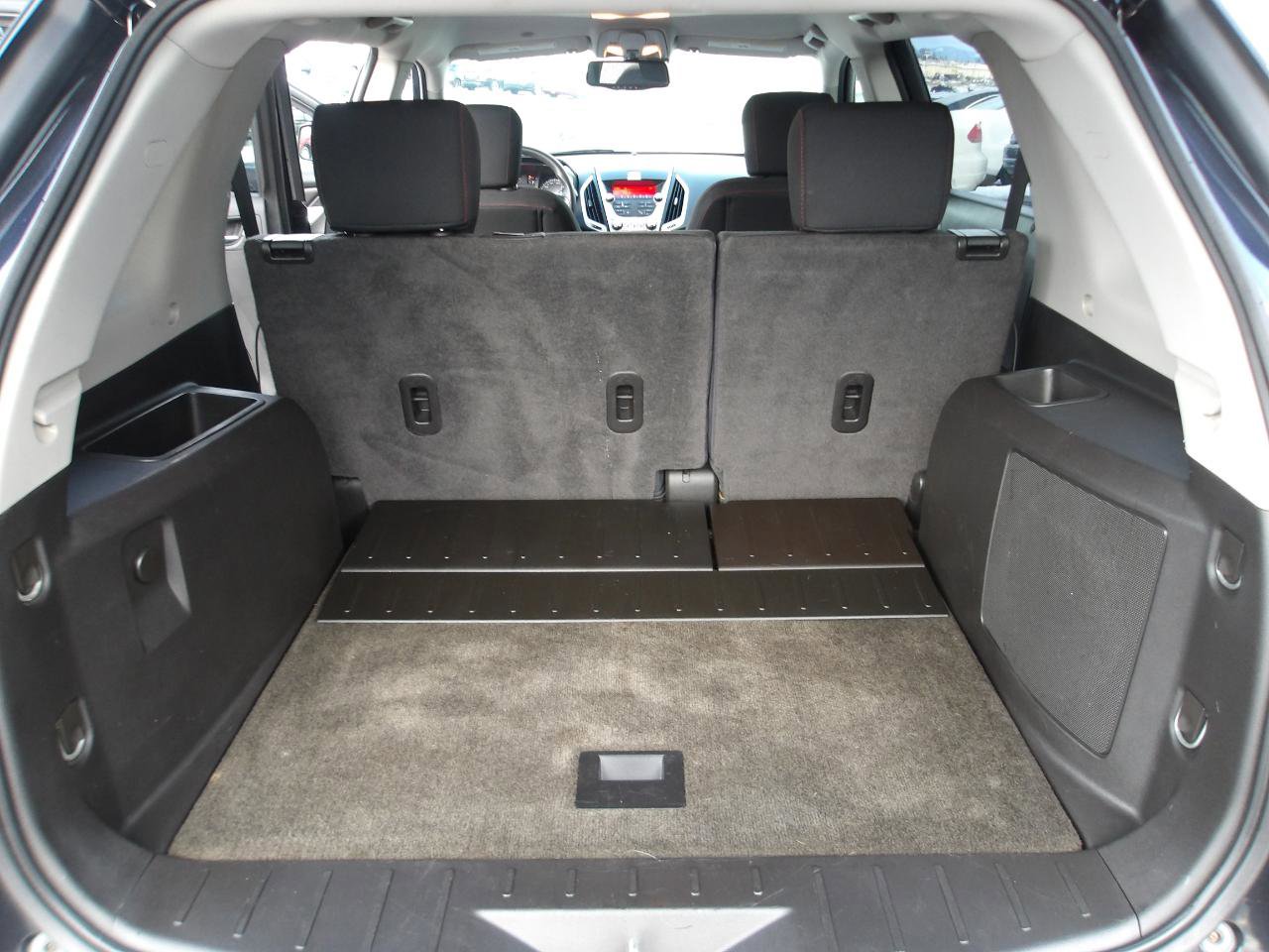 Used 2011 GMC Terrain SLE image 11