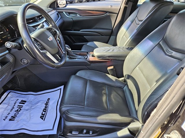 Used 2019 Cadillac XTS Luxury image 7