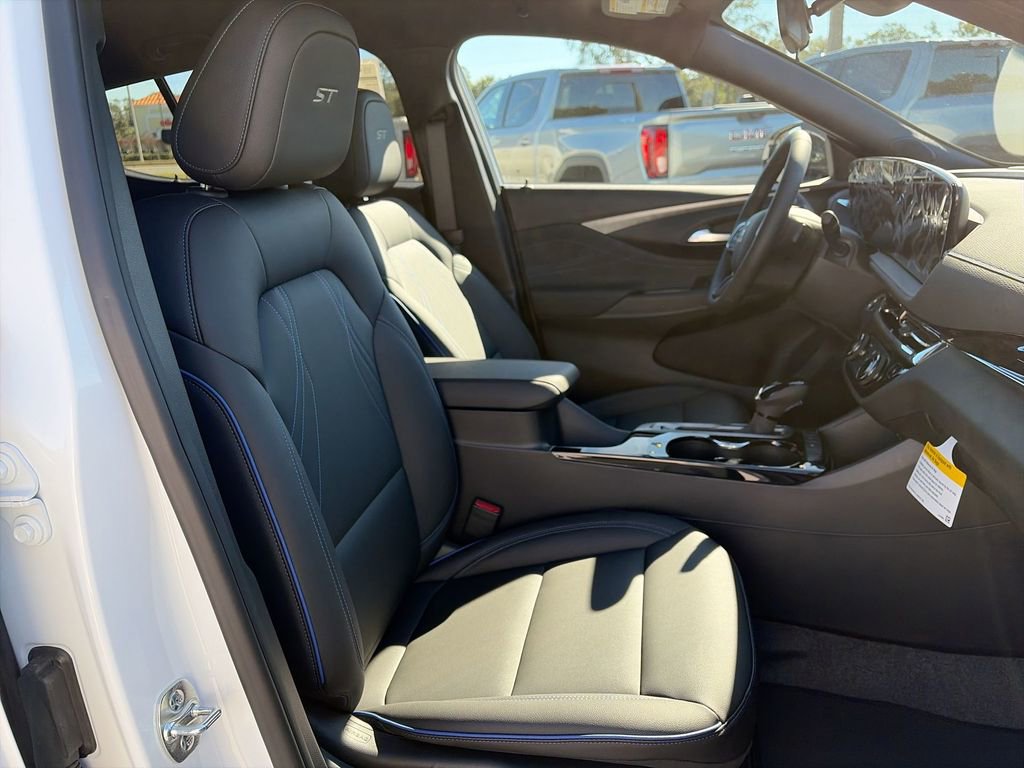 New 2026 Buick Envista Sport Touring image 29
