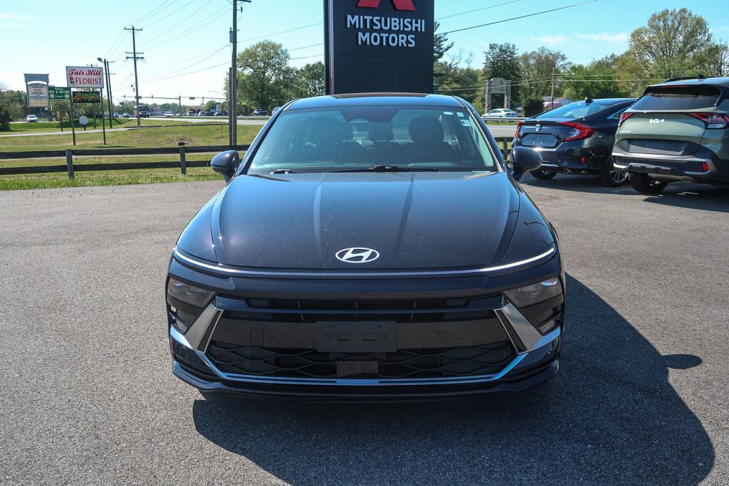 Used 2025 Hyundai Sonata SEL FWD image 7