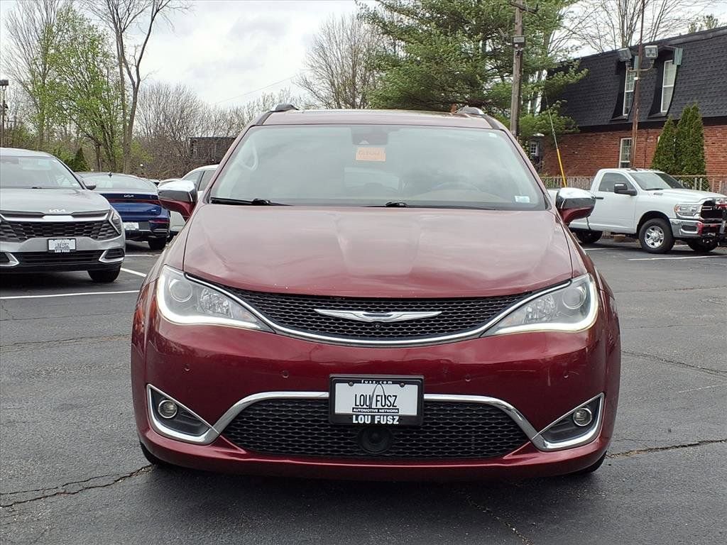 Used 2017 Chrysler Pacifica Limited w/ Advanced Safetytec Group image 26