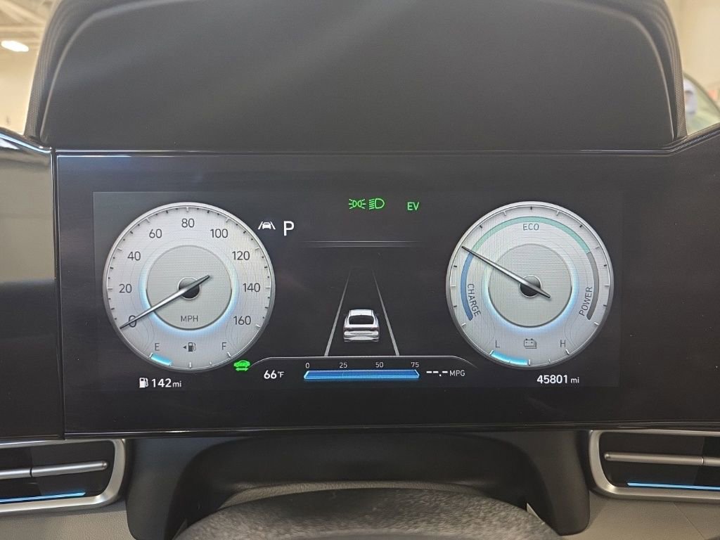 Used 2022 Hyundai Elantra Limited image 15