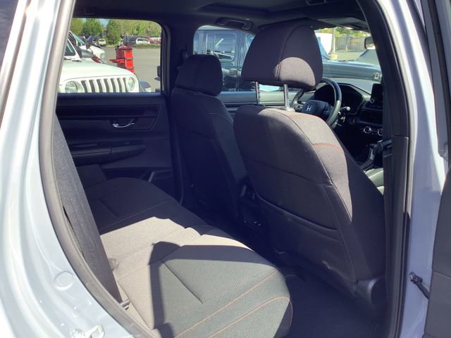 Used 2025 Honda CR-V Sport image 32