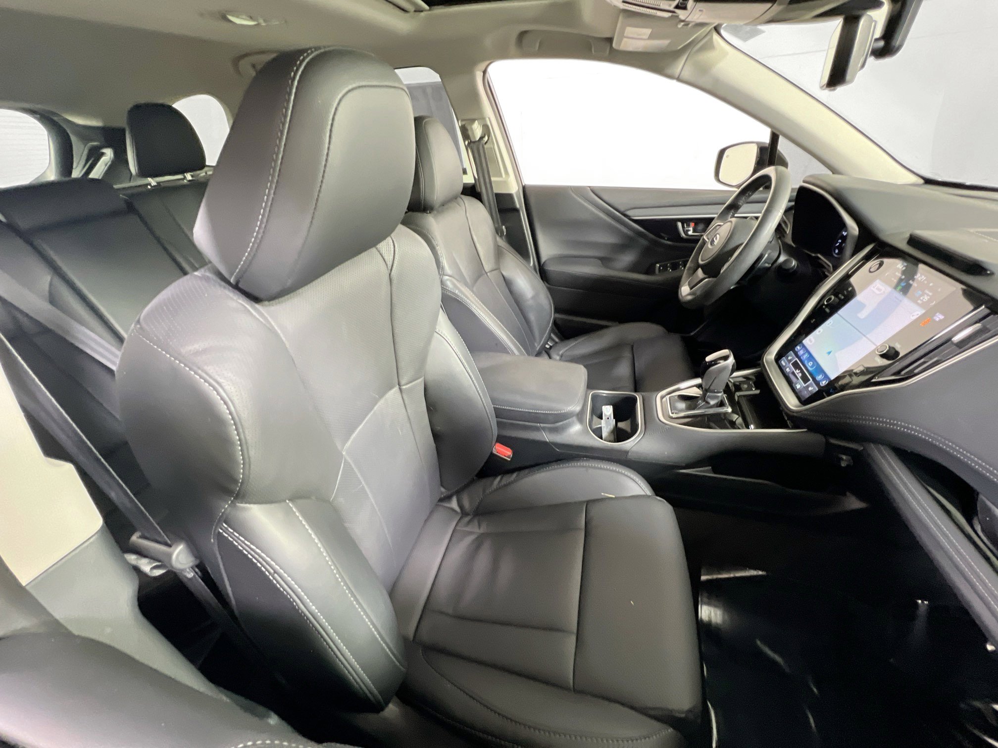 Used 2023 Subaru Outback Limited image 28