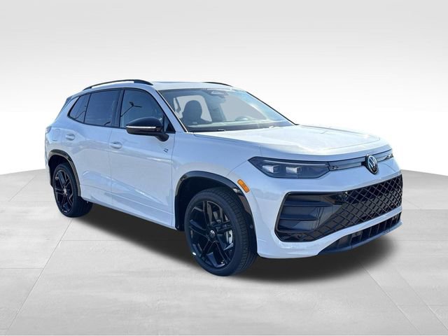 New 2026 Volkswagen Tiguan SE R-Line image 7