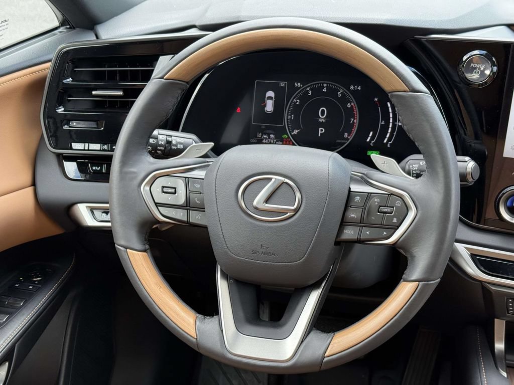 Used 2024 Lexus RX 350h w/ Cold Area Package AWD/4WD image 9