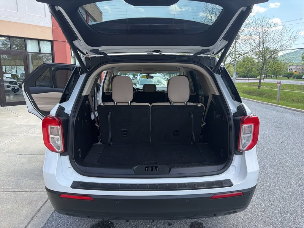Used 2022 Ford Explorer XLT AWD/4WD image 19