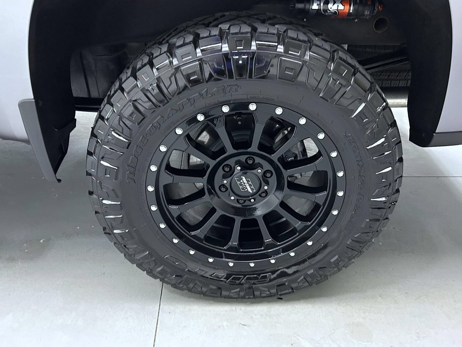 Used 2026 Chevrolet Silverado 1500 High Country w/ Midnight Edition AWD/4WD image 22