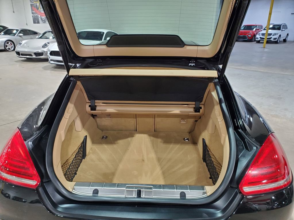 Used 2014 Porsche Panamera 4S Executive image 48