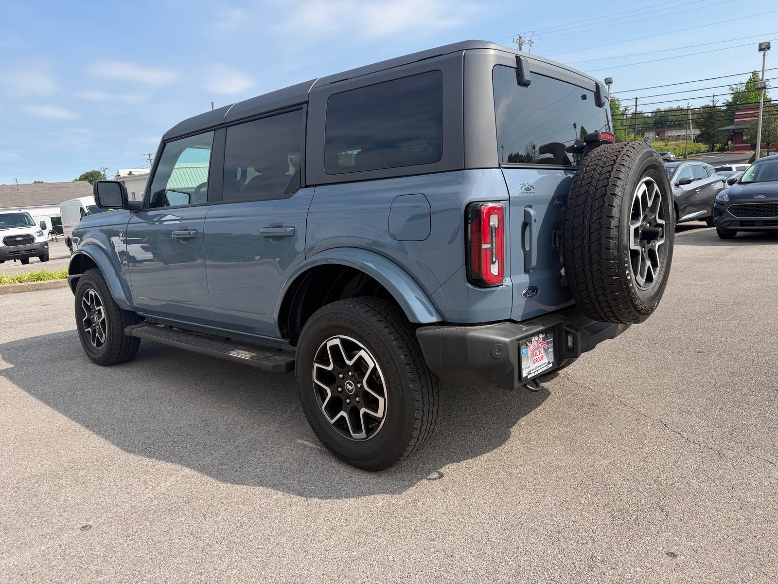 Used 2023 Ford Bronco Outer Banks AWD/4WD image 9