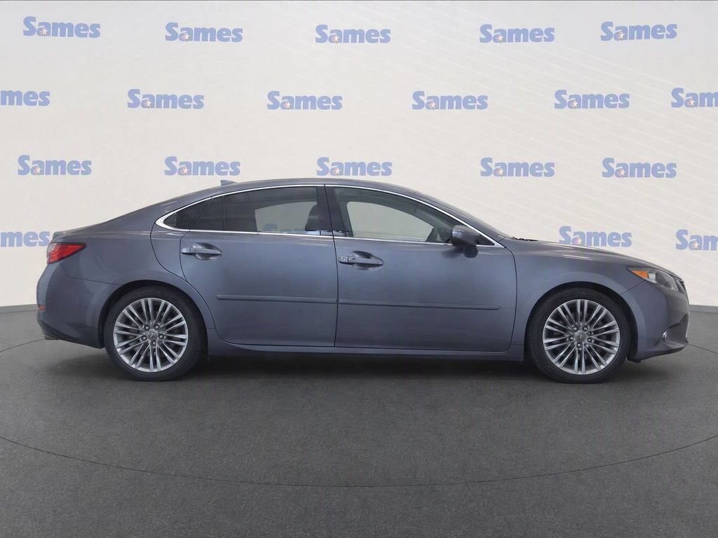 Used 2015 Lexus ES 350 w/ Luxury Package FWD image 8