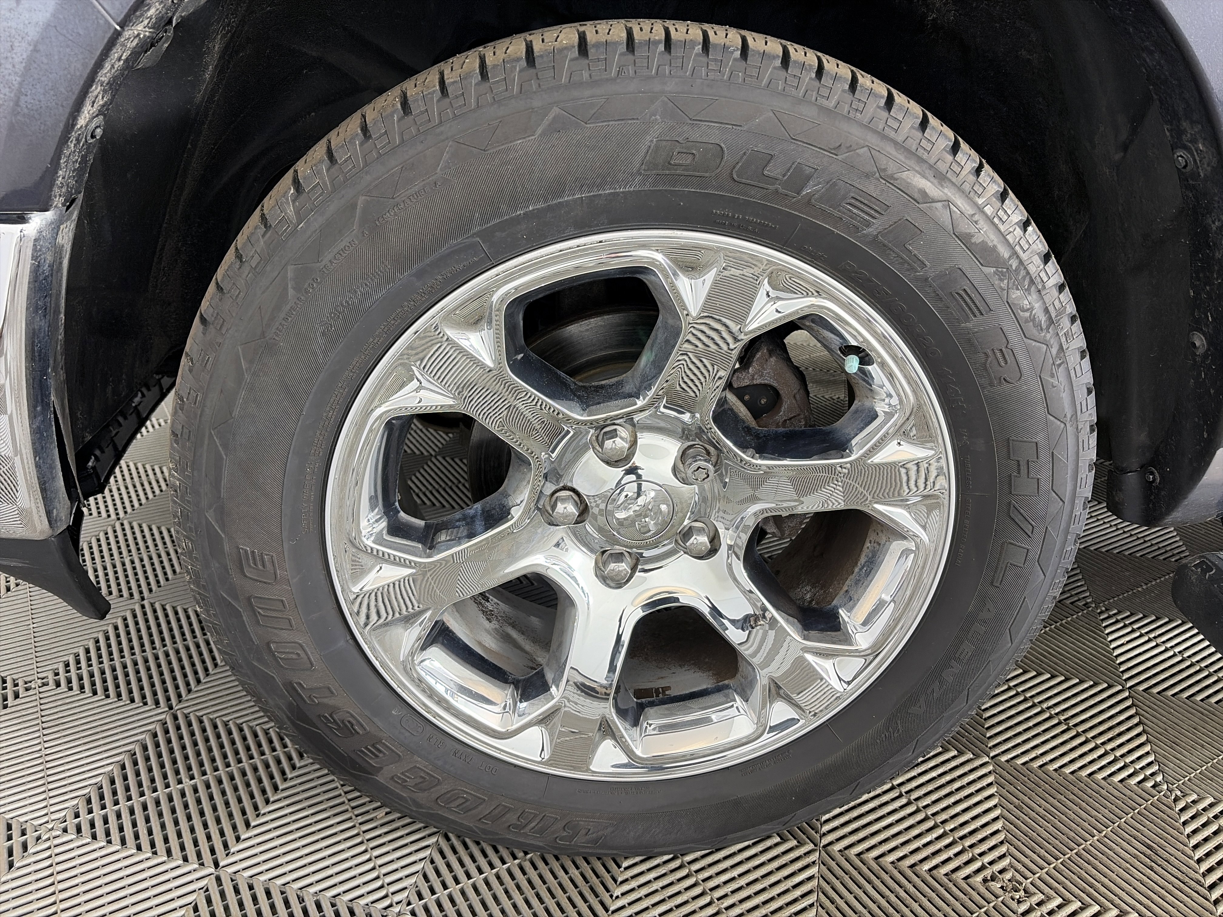 Used 2016 RAM 1500 Laramie w/ Convenience Group image 13