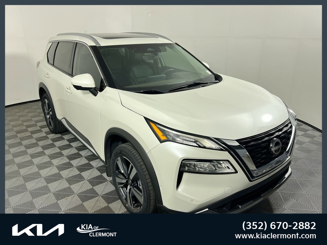 Used 2023 Nissan Rogue SL w/ SL Premium Package