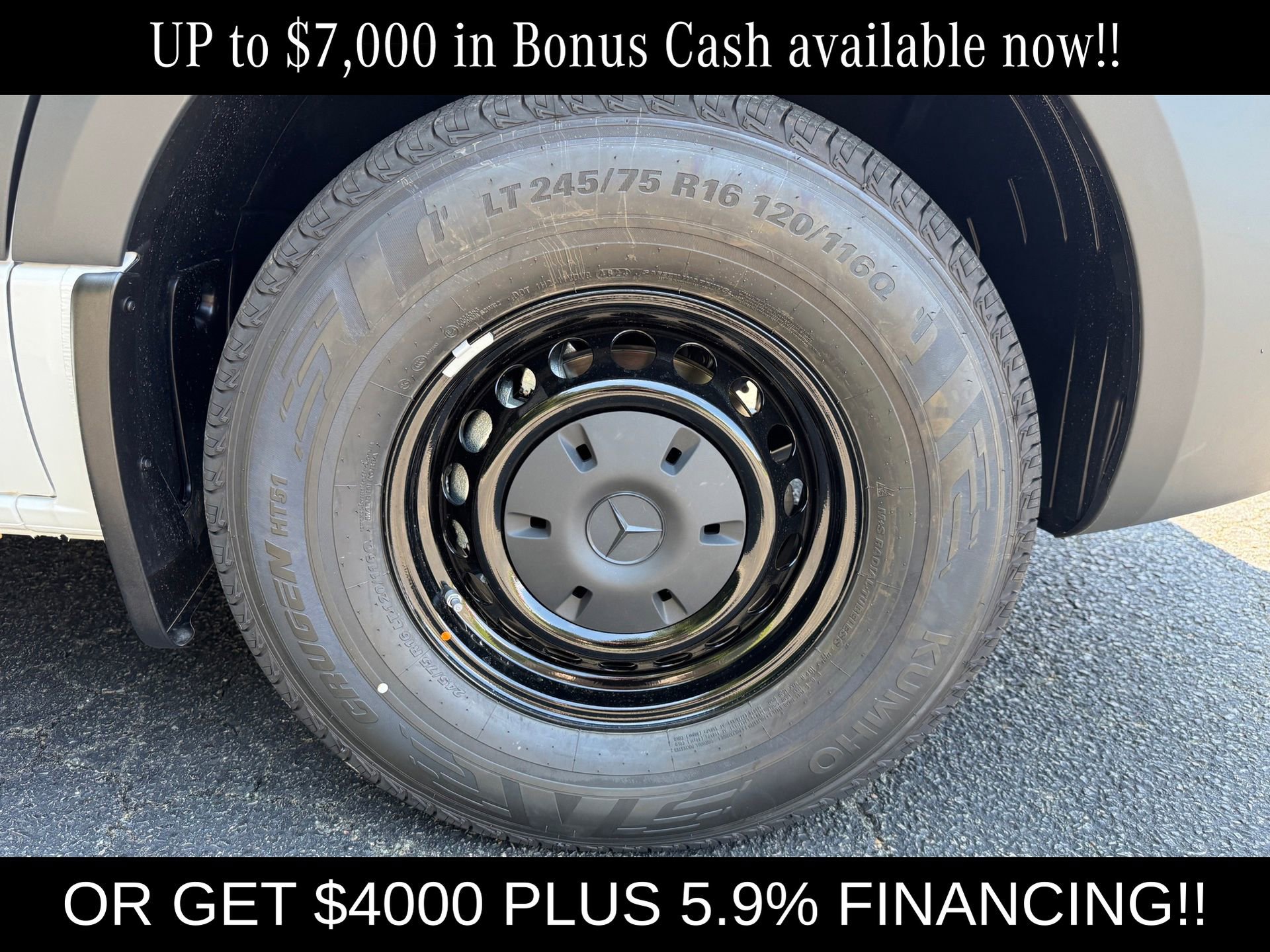 New 2025 Mercedes-Benz Sprinter 2500 image 30