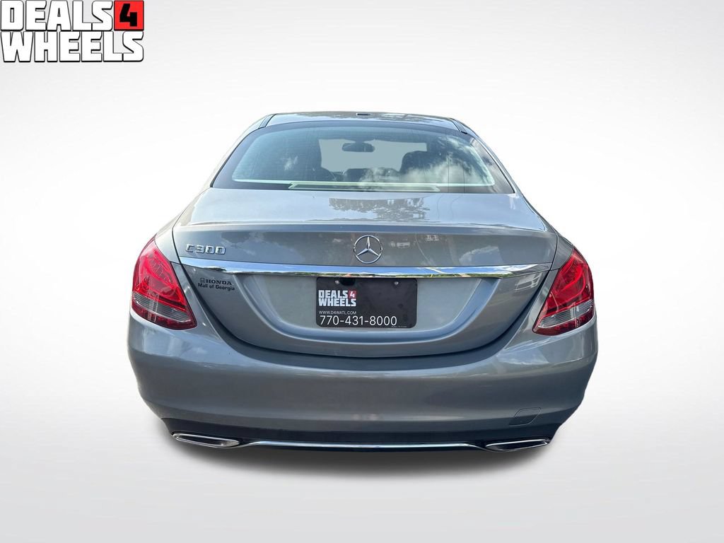 Used 2015 Mercedes-Benz C 300 Sedan w/ Multimedia Package image 4