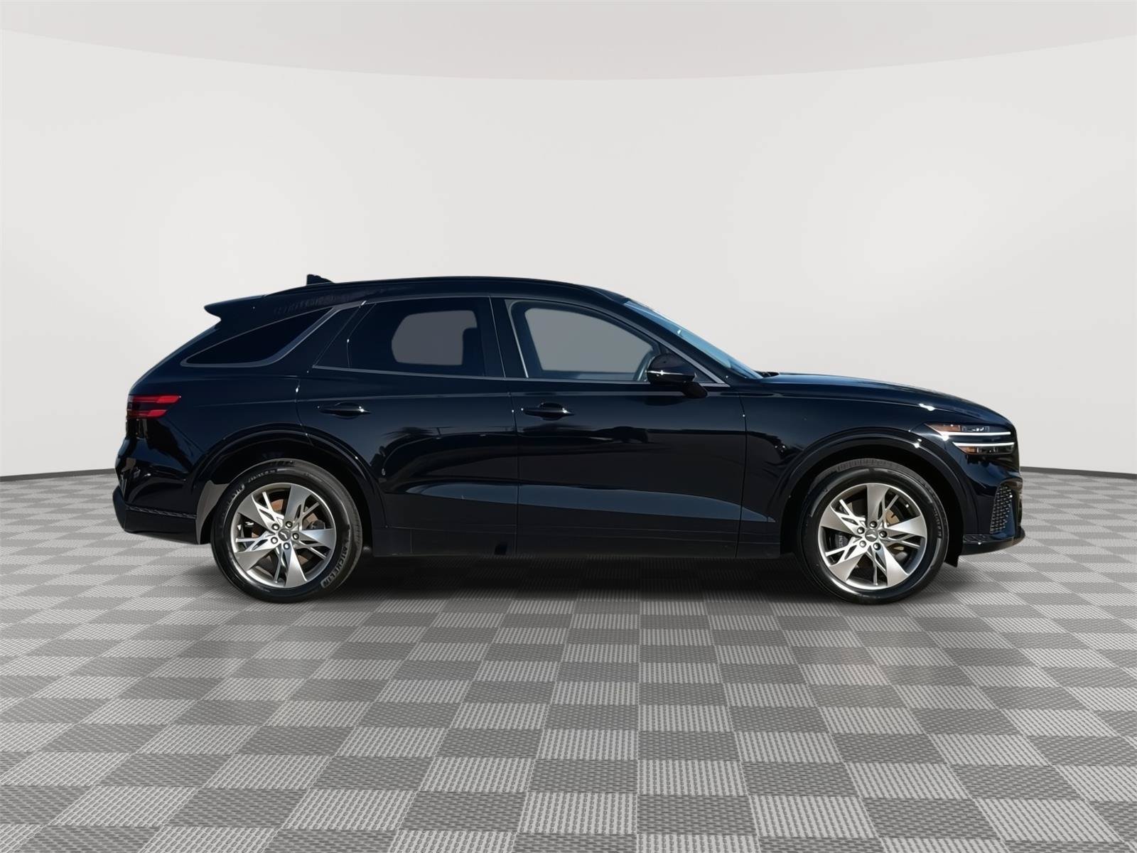 Used 2024 Genesis GV70 3.5T Sport AWD/4WD image 4