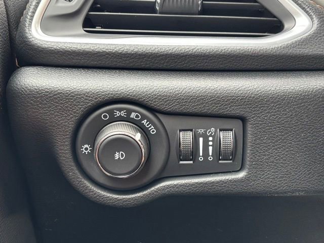 New 2026 Chrysler Pacifica Pinnacle image 39