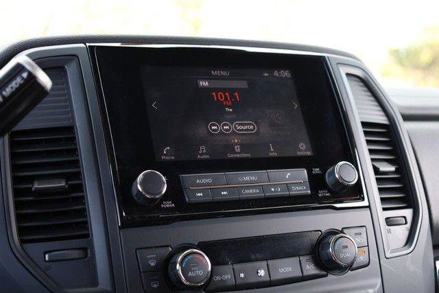 Used 2024 Nissan Titan SV w/ SV Convenience Package AWD/4WD image 11