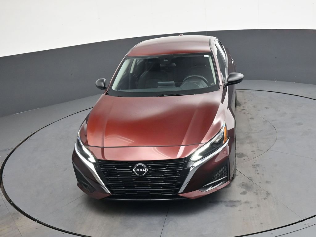 Used 2024 Nissan Altima 2.5 SV image 25