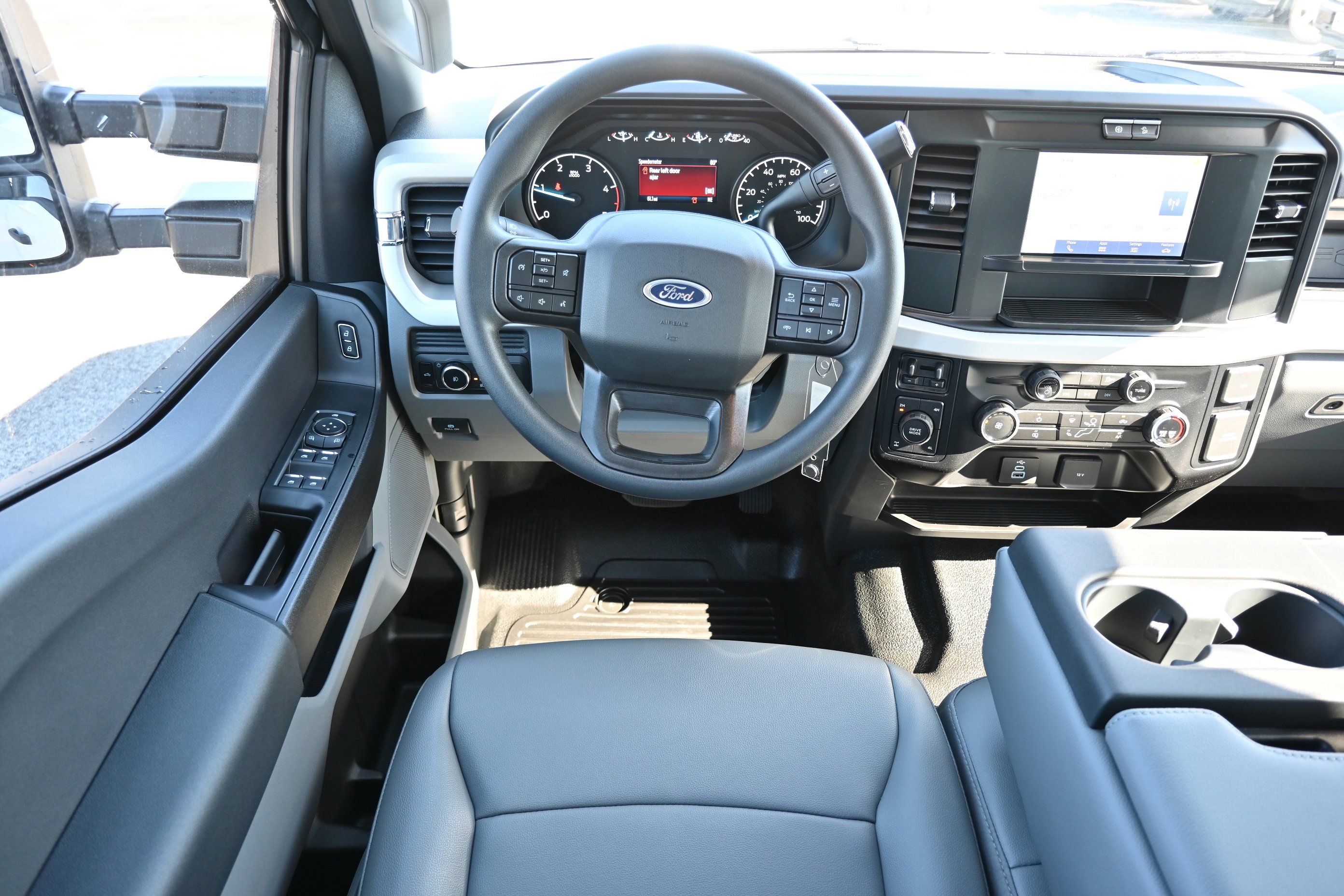 New 2026 Ford F250 XL w/ XL Driver Assist Package AWD/4WD image 19