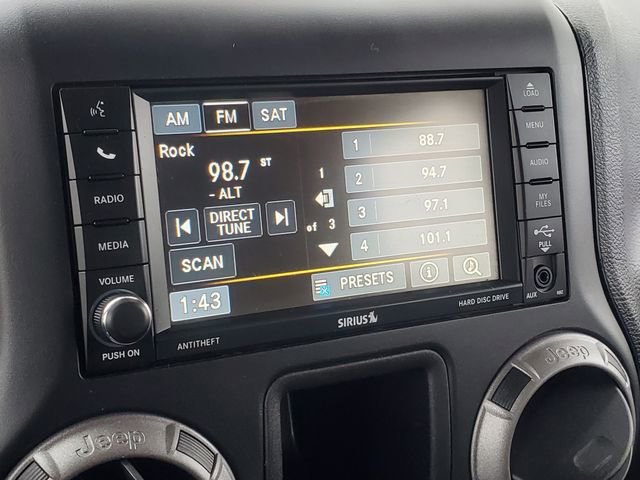 Used 2015 Jeep Wrangler Unlimited Sport w/ Connectivity Group image 19