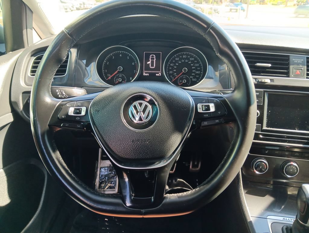 Used 2019 Volkswagen Golf Alltrack S AWD/4WD image 14