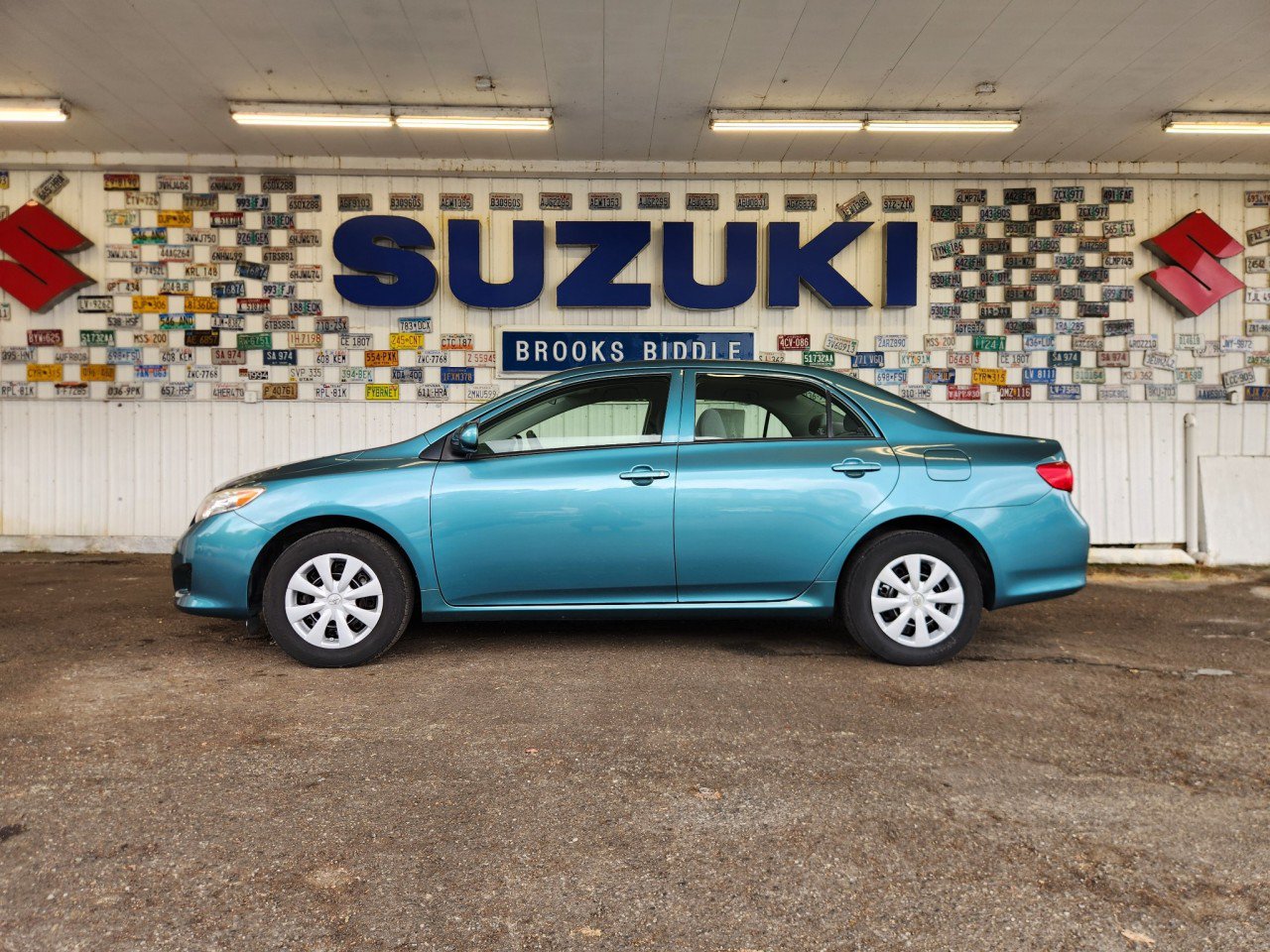 Used 2010 Toyota Corolla LE FWD image 5