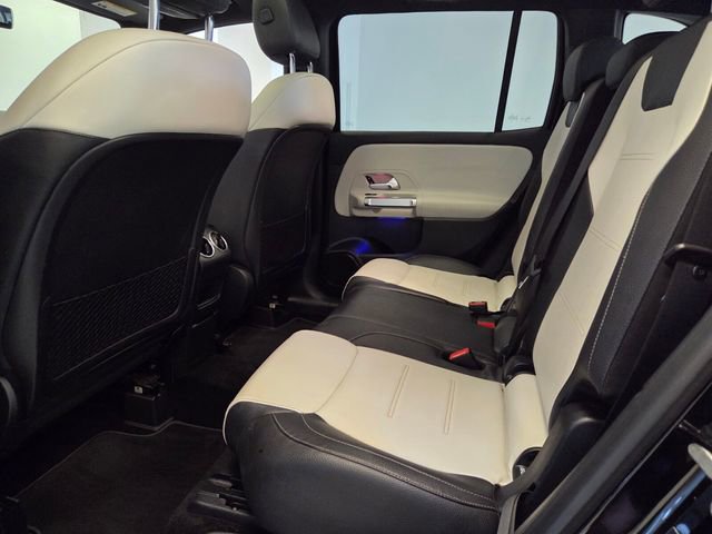 Used 2021 Mercedes-Benz GLB 250 image 11