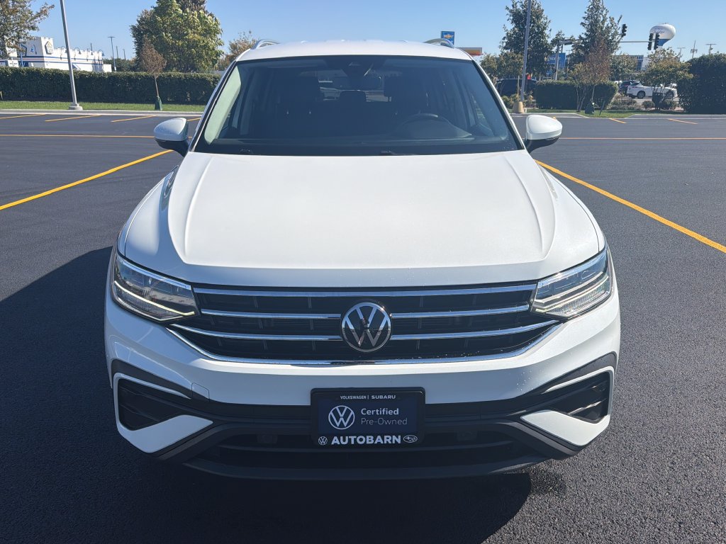 Certified 2023 Volkswagen Tiguan SE AWD/4WD image 2