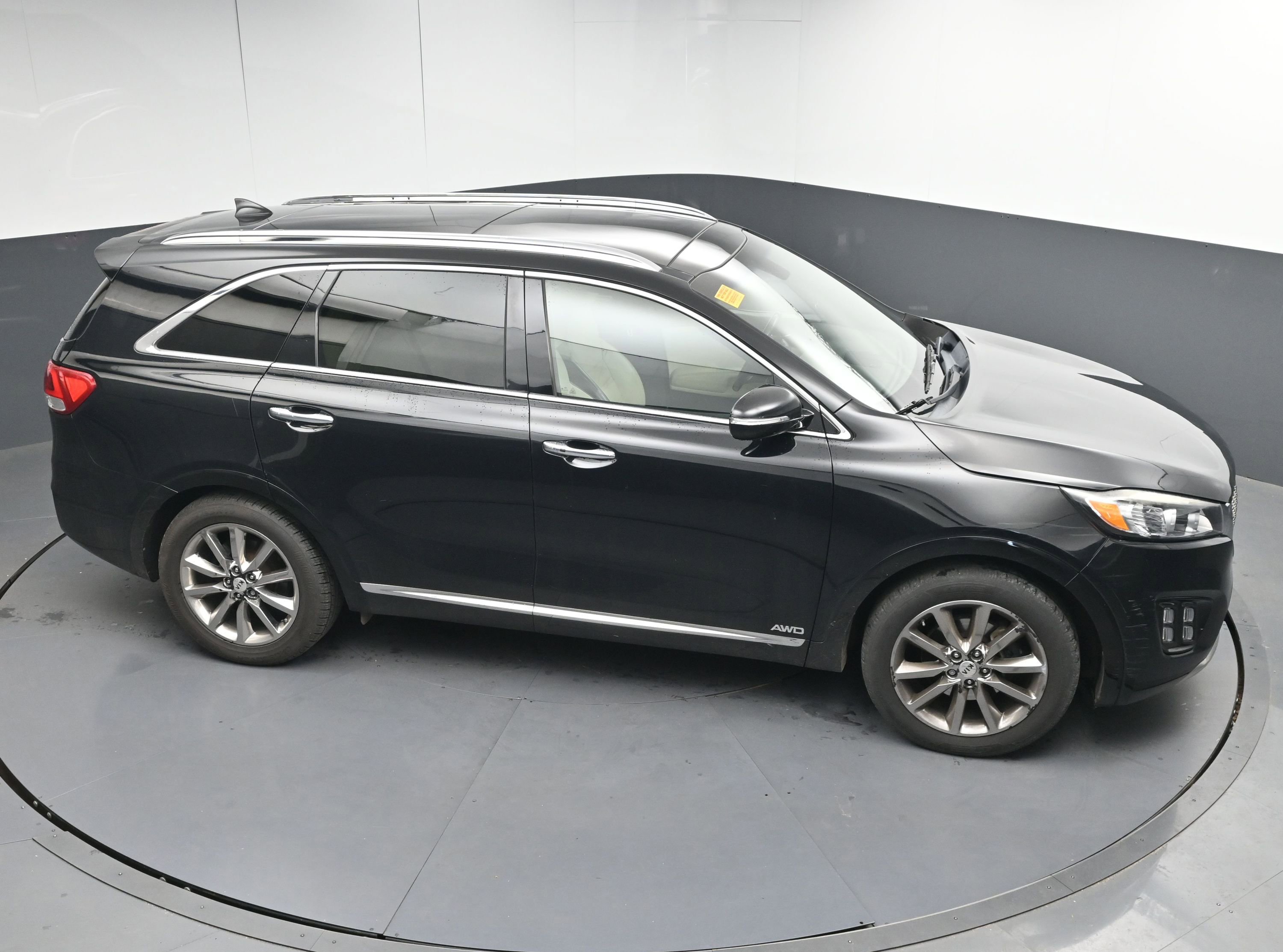 Used 2016 Kia Sorento SX image 33