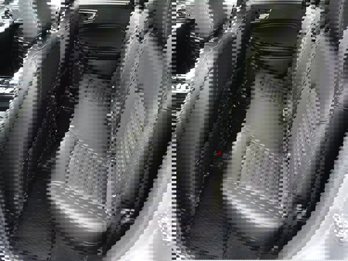 Used 2020 Ford Edge SEL w/ Convenience Package image 19