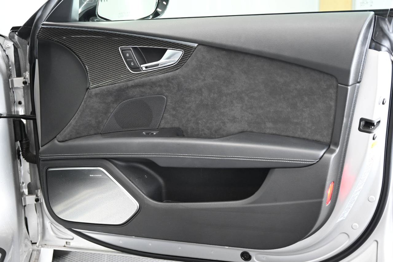 Used 2016 Audi RS 7 Prestige image 21