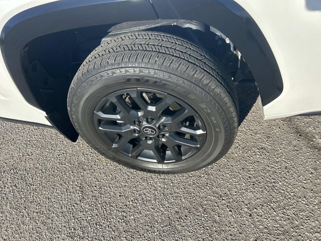 Used 2025 Toyota Sequoia Platinum image 13