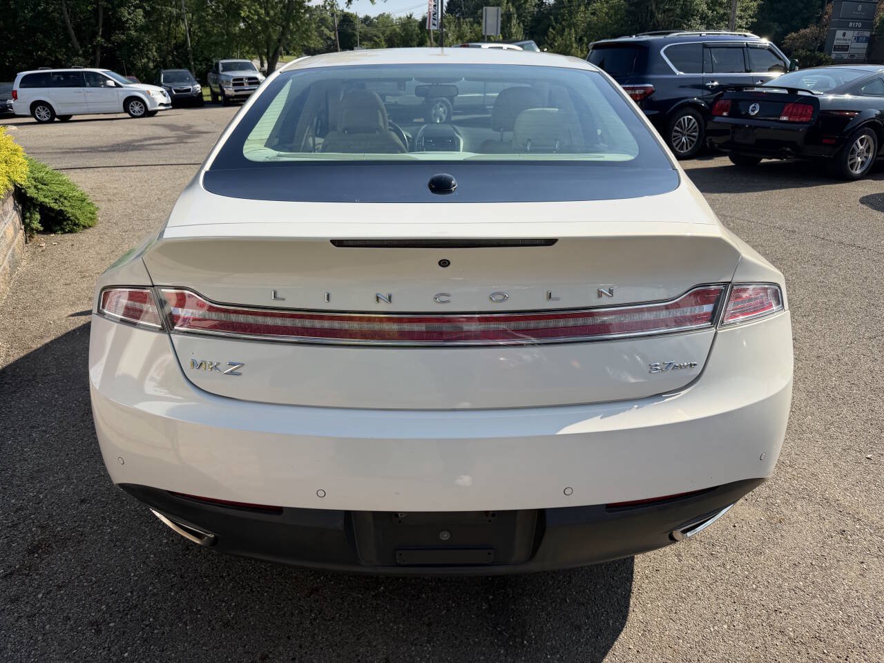 Used 2013 Lincoln MKZ AWD image 12