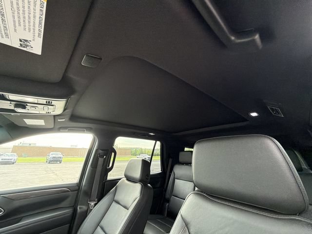Certified 2023 Chevrolet Tahoe Z71 w/ Luxury Package AWD/4WD image 19