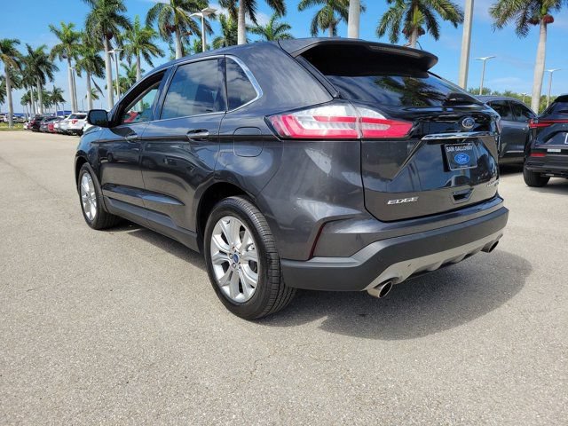 Certified 2020 Ford Edge Titanium w/ Canadian Touring Package AWD/4WD image 4