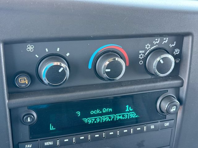 Used 2022 Chevrolet Express 2500 LT RWD image 18