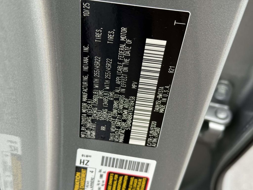 Used 2026 Lexus TX 500h AWD w/ Technology Package image 32