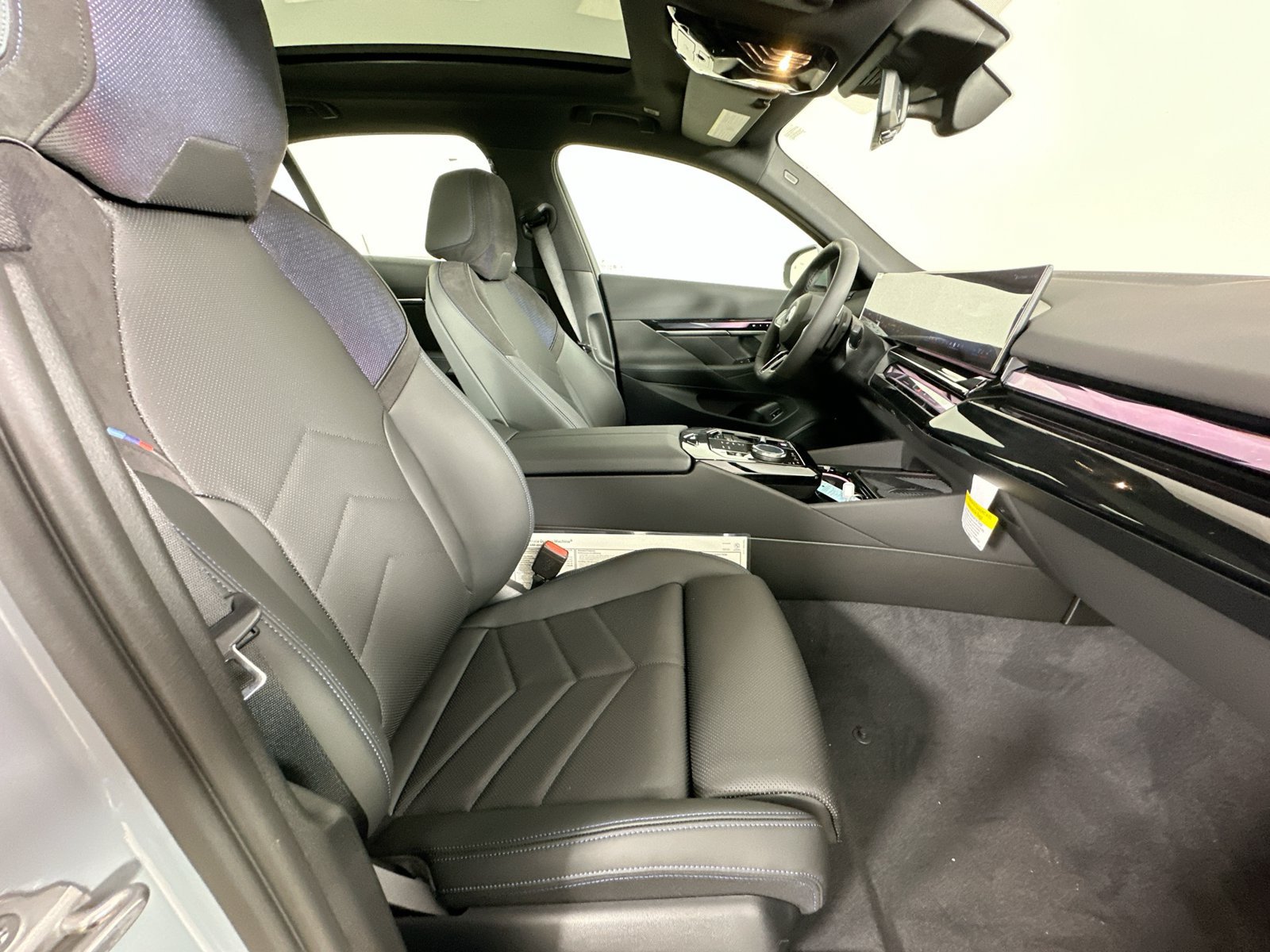 New 2027 BMW 530i xDrive w/ M Sport Package AWD/4WD image 44