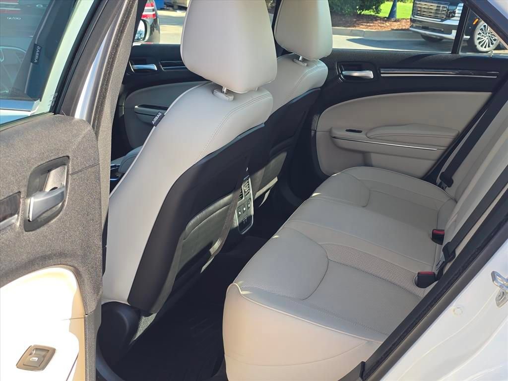 Used 2016 Chrysler 300 C w/ Safetytec Plus Group RWD image 10
