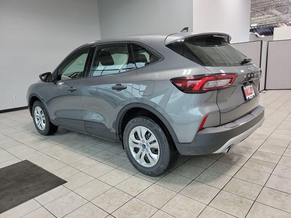 Used 2023 Ford Escape AWD image 15