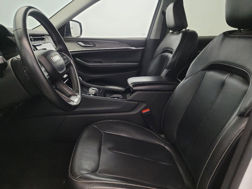 Used 2021 Jeep Grand Cherokee L Limited AWD/4WD image 17