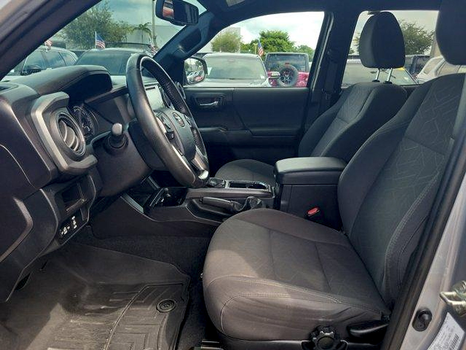 Used 2016 Toyota Tacoma TRD Sport w/ Towing Package RWD image 23