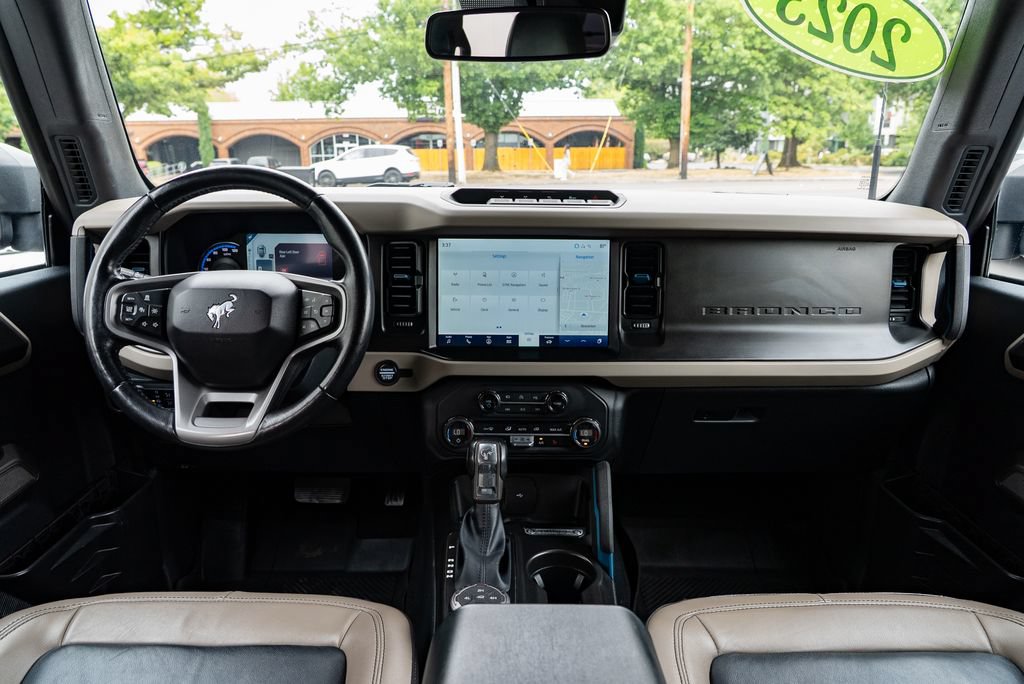 Used 2023 Ford Bronco Wildtrak AWD/4WD image 9